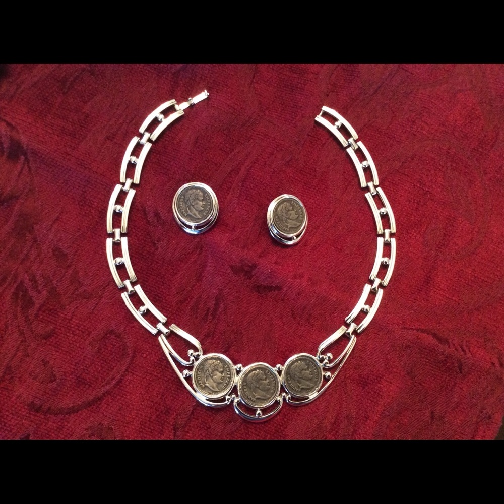 Necklace Set - Picture 2 of 3